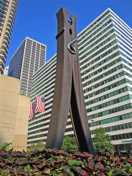 claes oldenburg clothespin